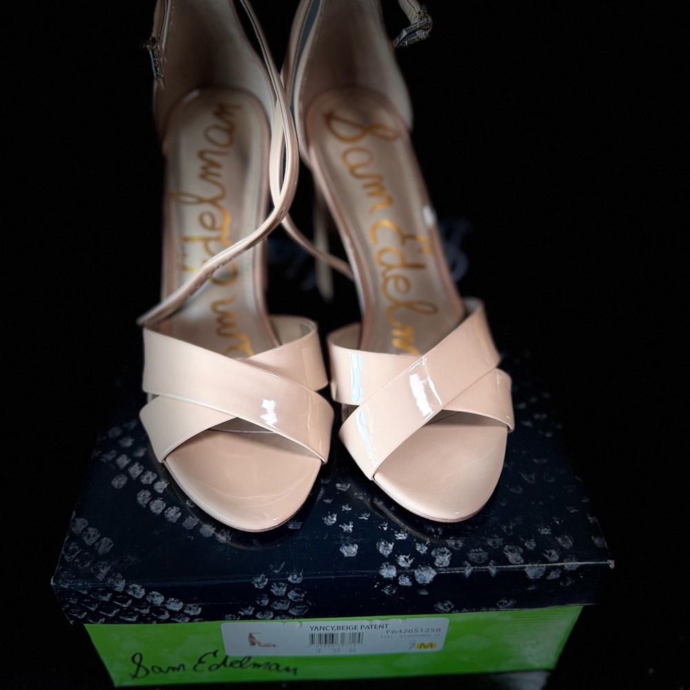 Sam Edelman Women's Cream Heels